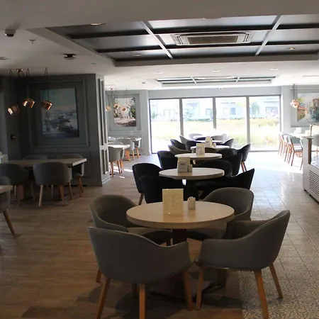 Korfez Tatil Beldesi 酒店 3*